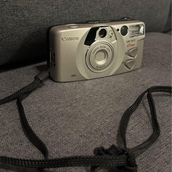 Canon Silver Film Photography Camera - Picture 3 of 5